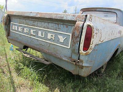 Mercury-Tailgate.jpg (30 KB)