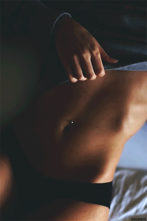 bounce-clothes-021-10132015.gif (3 MB)