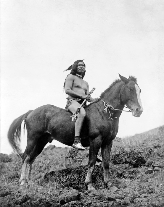 Nez_Perce_warrior_on_horse.jpg (926 KB)