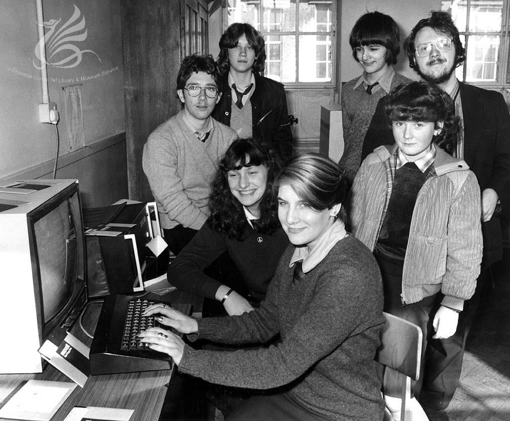 1981 Computer Class Vintage Computer Class now with added Harry Potter cast members ...