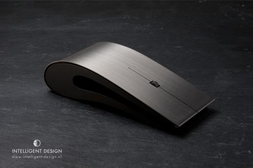 7-titanium-id-mouse.jpg (13 KB)