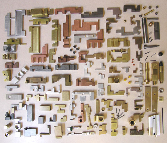 125piece-puzzle-in-6-different-metals-with-hidden-Golden_1.jpg (137 KB)