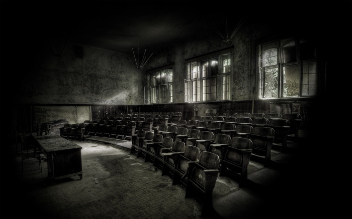 abandonedclassroom.jpg (791 KB)