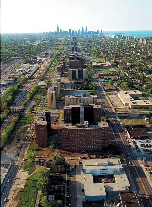 robert-taylor-homes-cmp.jpg (192 KB)