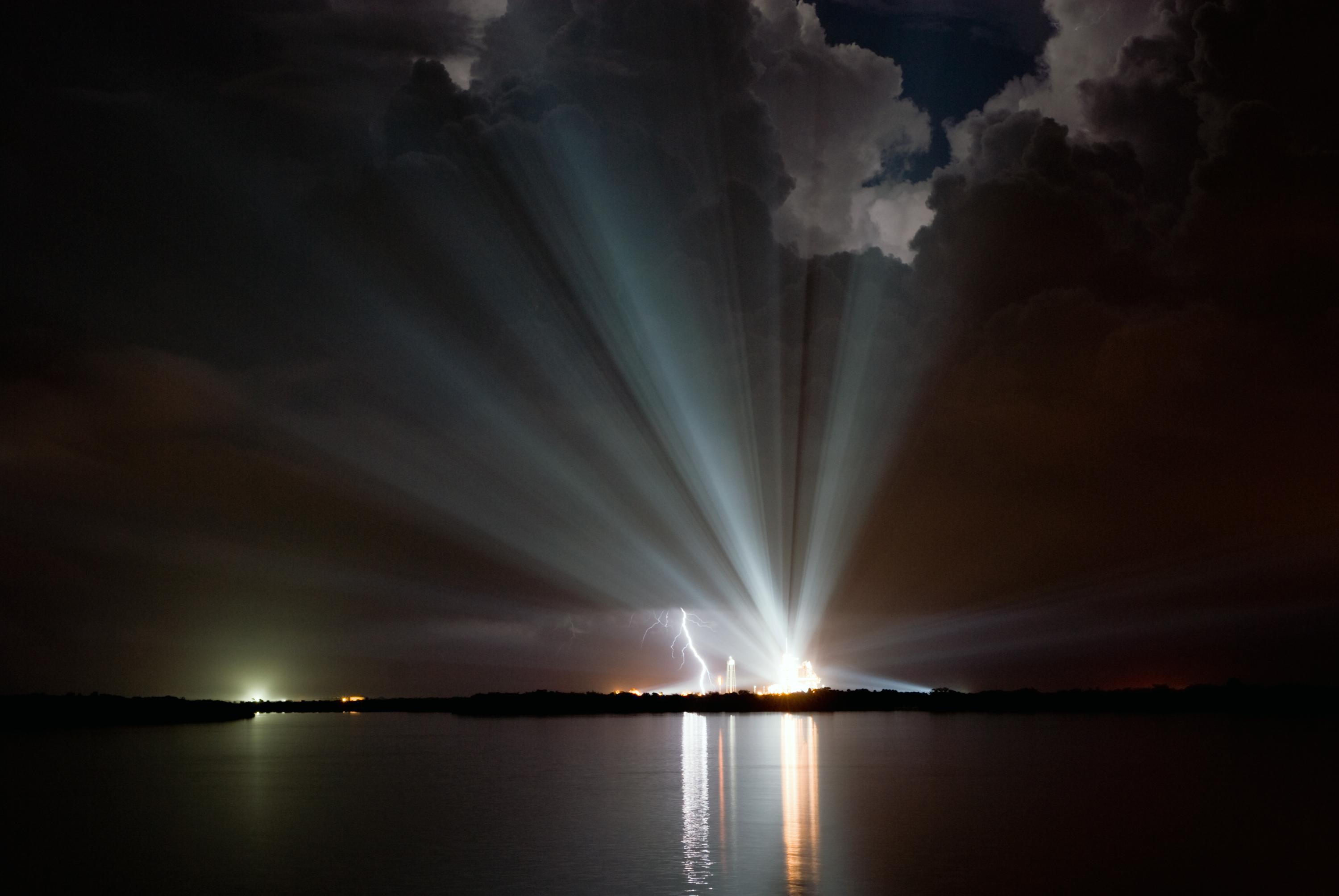 Light Showe light show - MyConfinedSpace