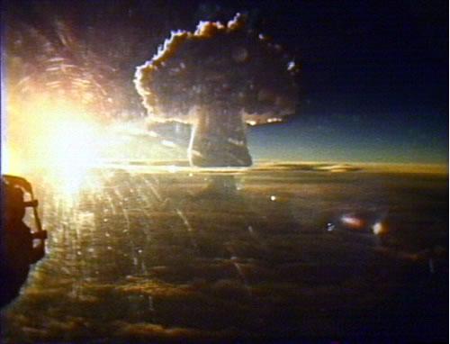 tsar-bomba-mushroom-cloud.jpg (30 KB)