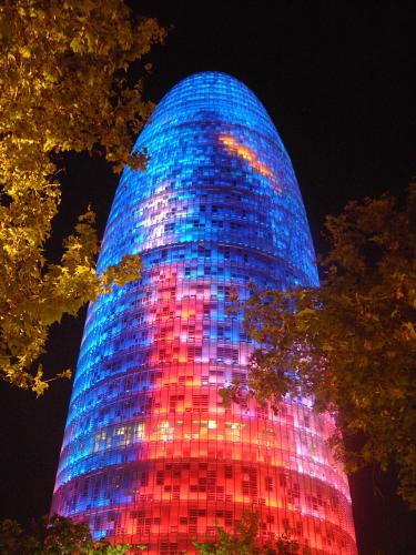 Barcelona_Torre_Agbar_01b.jpg (952 KB)