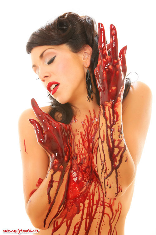 gorelesque_012.jpg (107 KB)