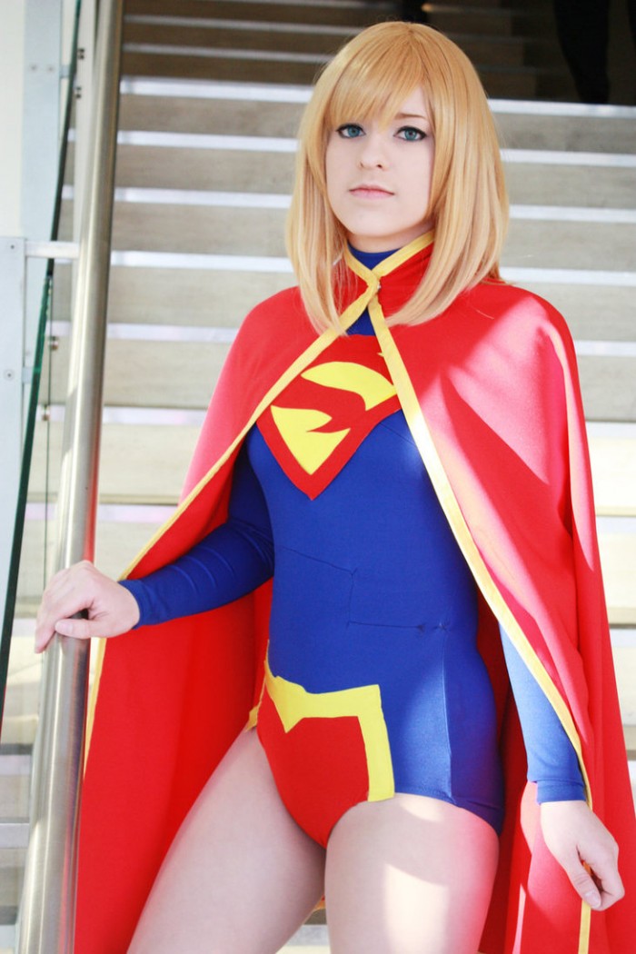 dcnu___supergirl_cosplay_2_by_miarichan-d4rdif3.jpg (156 KB)