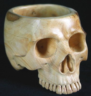 Boxwood-Carved-Crystal-Skull.JPG (35 KB)