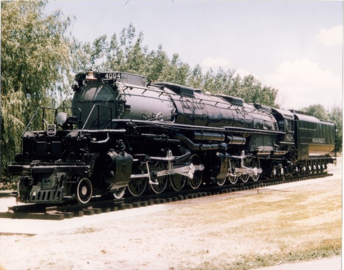 Union-Pacific-Big-Boy-Locomotive.jpg (159 KB)