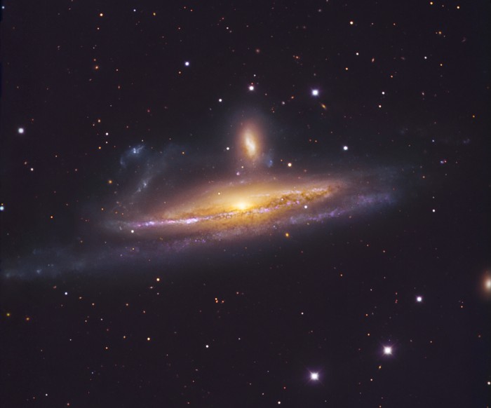 NGC1532_gendler.jpg (341 KB)