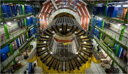 LHC1.jpg (70 KB)