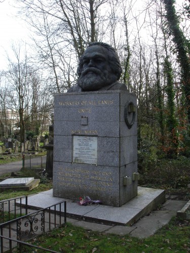 KarlMarx_Tomb.JPG (987 KB)