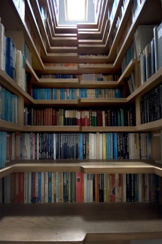 modernshelves30.jpg (127 KB)