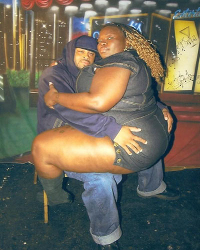 Big booty couple