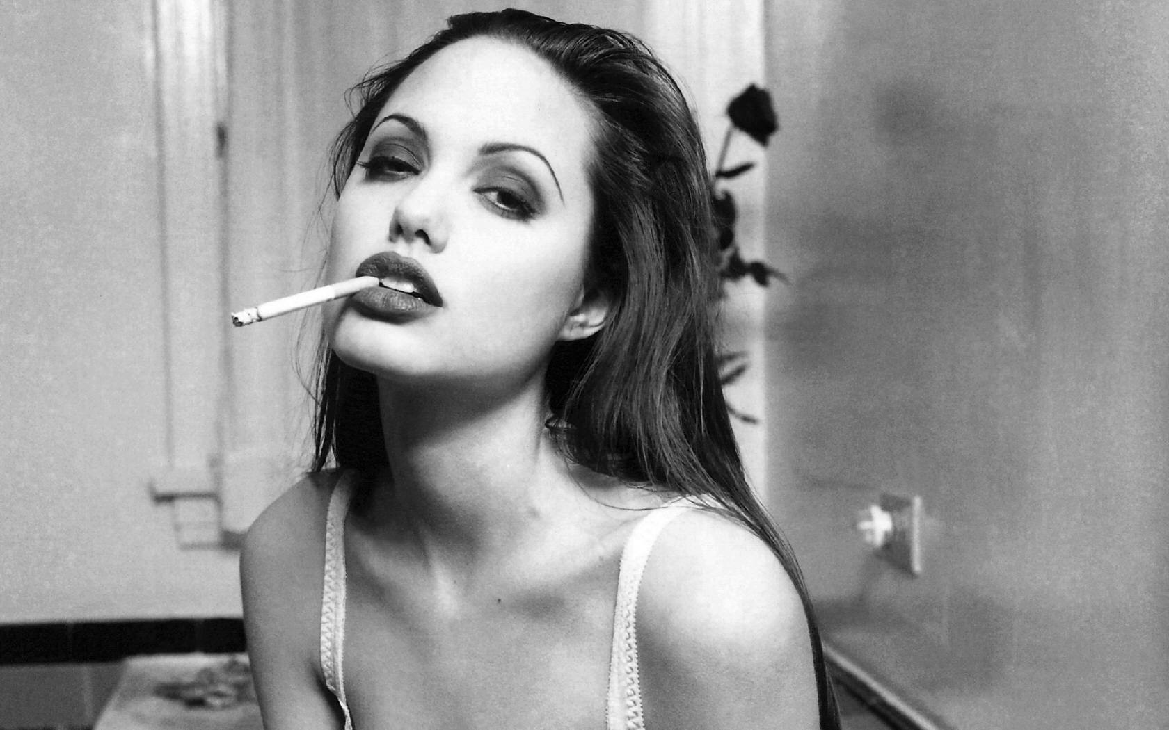 Angelina Jolie with Cigarette Â« MyConfinedSpace