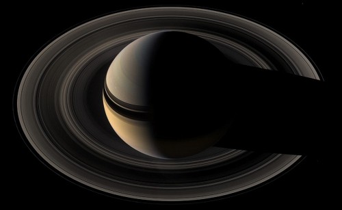 Saturn.jpg (74 KB)