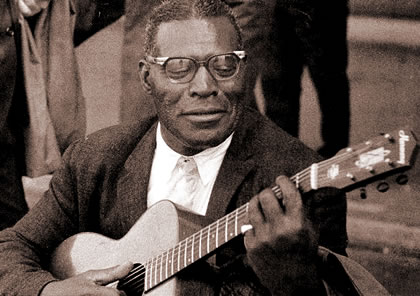 howlin_wolf.jpg (35 KB)