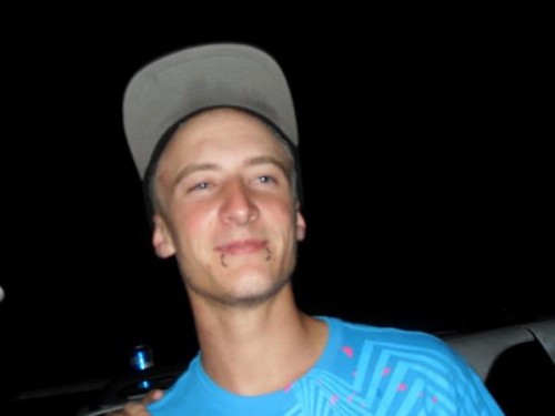 l_b0e5655ba5f549c588153277d1c8a51c.jpg (14 KB)